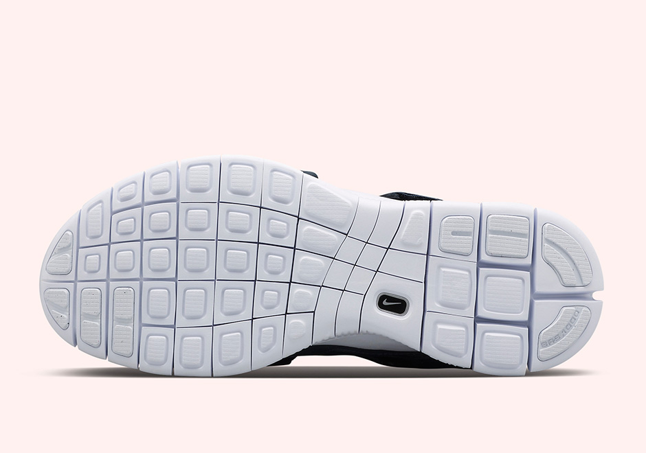 Nike Free Huarache Carnivore Sp Obsidian 6
