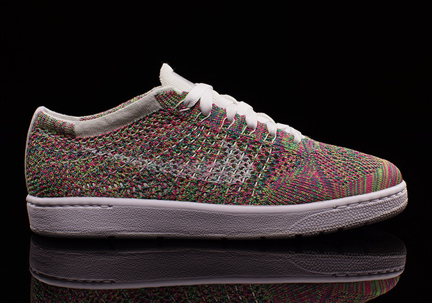 Nike Wmns Tennis Classic Ultra Flyknit Multicolor 1