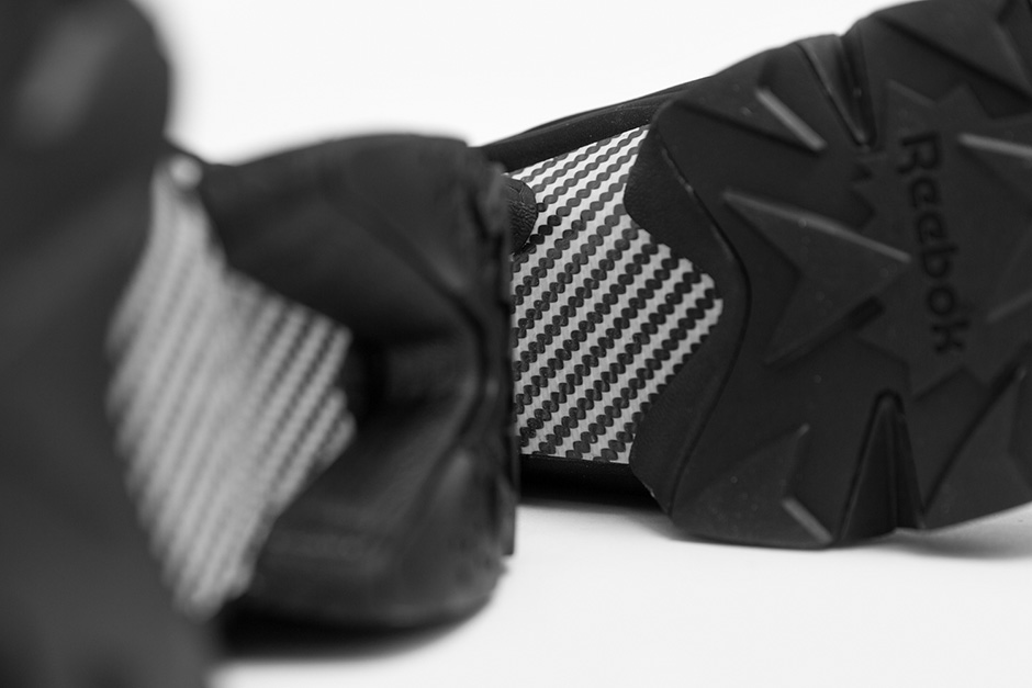 Reebok Instapump Fury Size Black White Knit 04