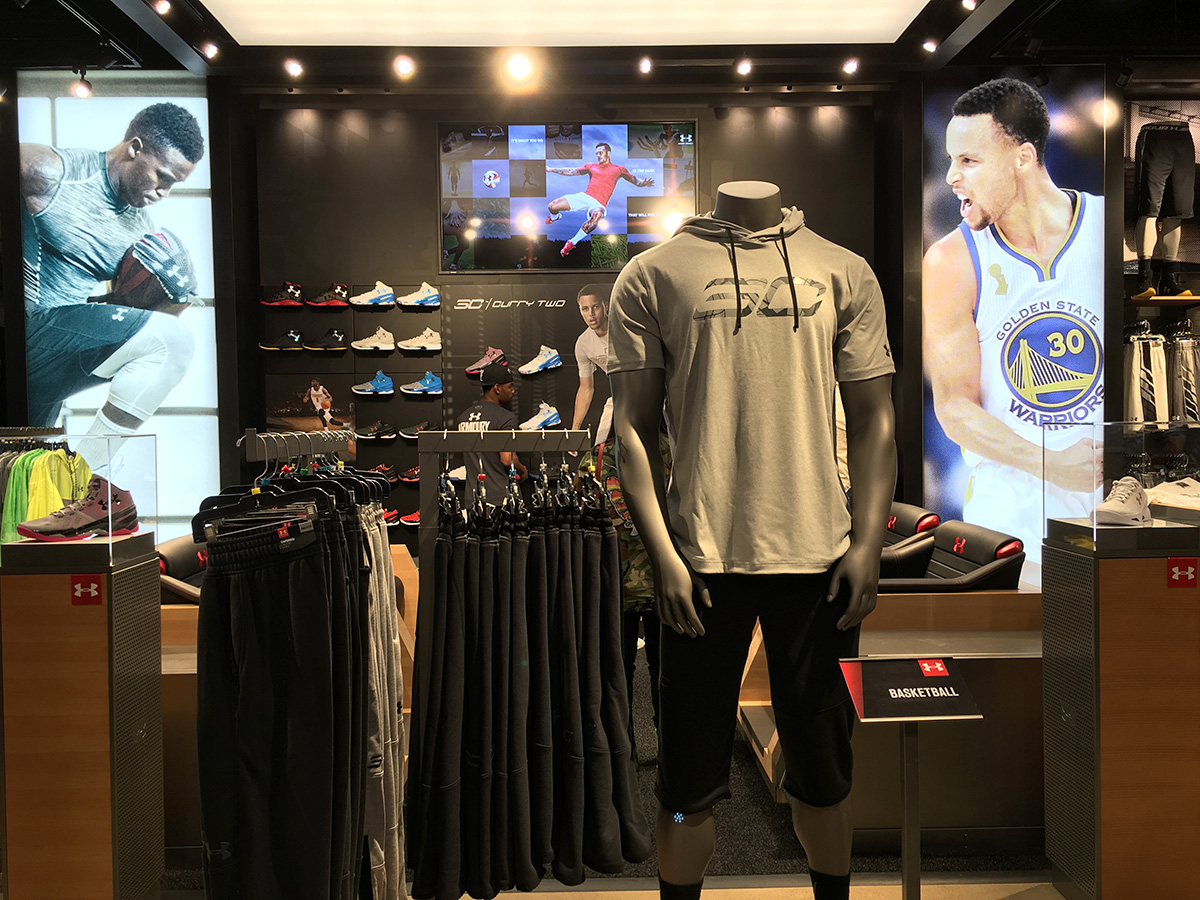 Champs Under Armour Armoury 04