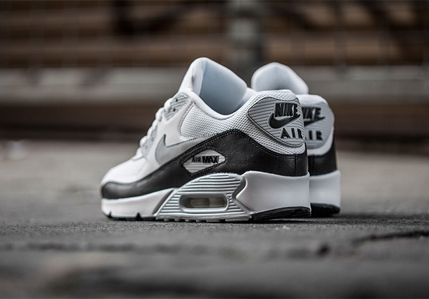 Nike Air Max 90 Spurs White Grey Black 01