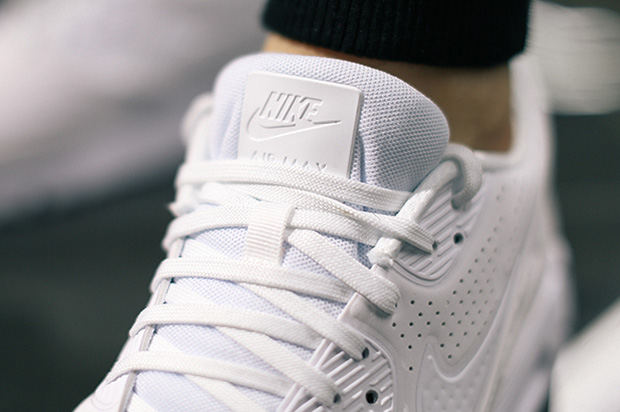 Nike Air Max 90 Ultra Triple White 03