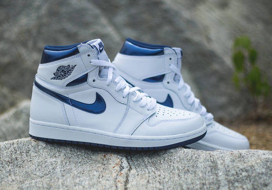 The Air Jordan 1 Retro High OG "Metallic Navy" Is Almost Here