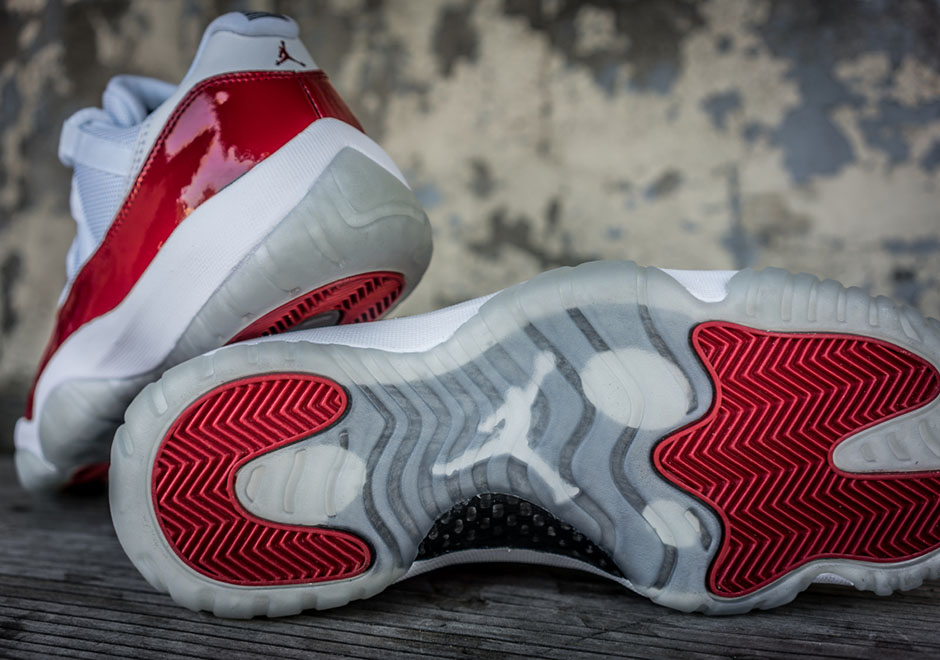 Air Jordan 11 Low Navy Gum White Red Release Reminder 11