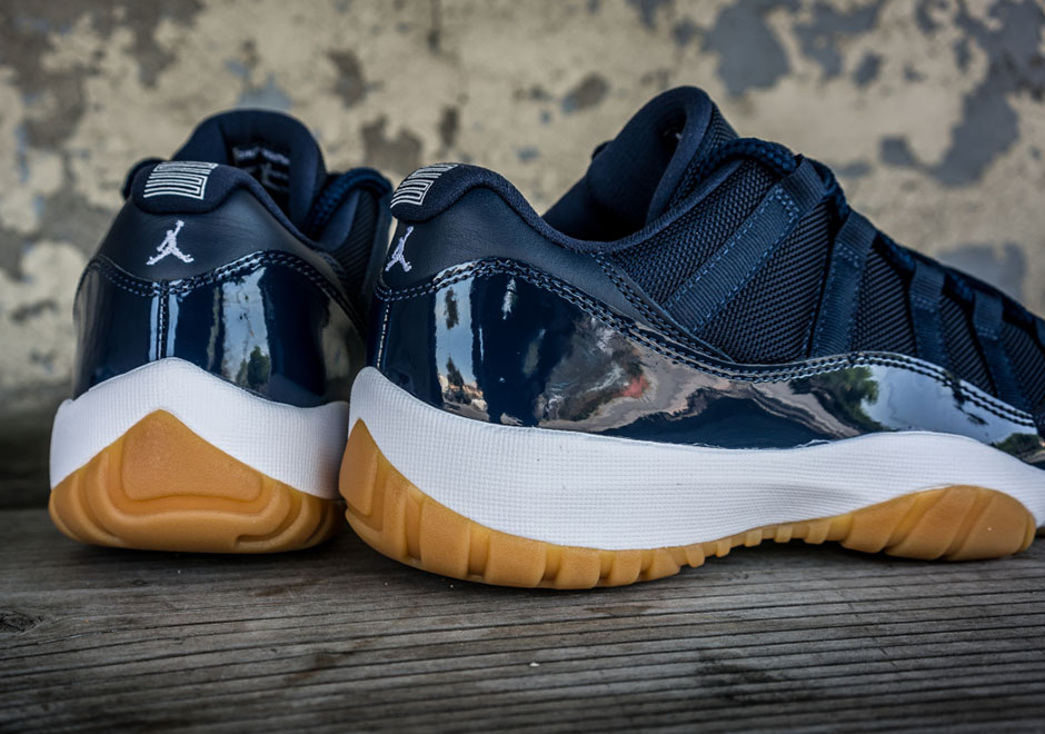 Air Jordan 11 Low Navy Gum White Red Release Reminder 4
