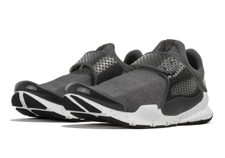 Dark Grey Nike Sock Darts Just Released
