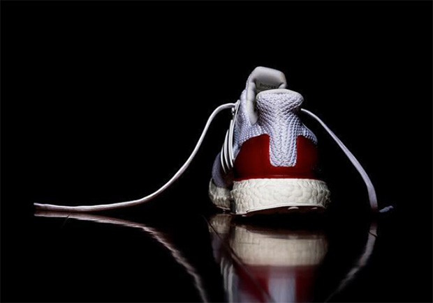 Adidas Ultra Boost Red Heel 3