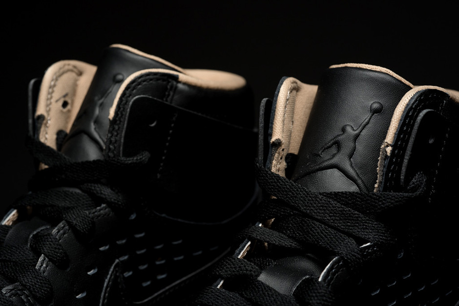 Air Jordan 1 Retro High Ep Black White Weekend Release 07