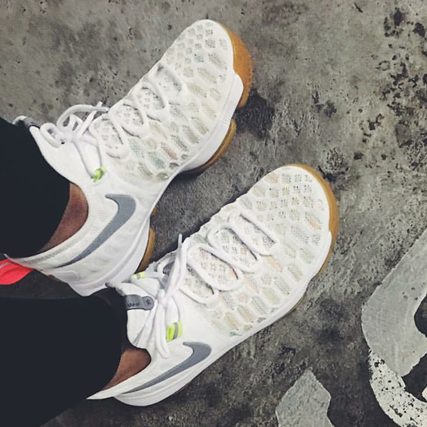Nike Kd 9 Golden Air At Nike Sf 02