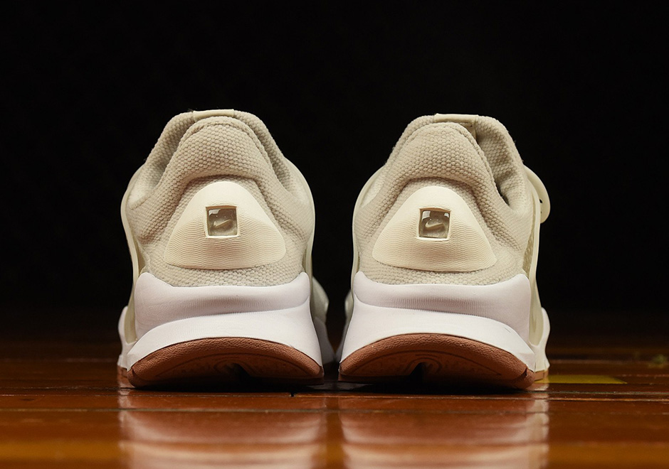 Nike Wmns Sock Dart Light Bone Available 04