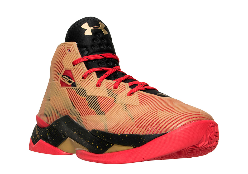 Ua Curry 2 5 Red Black Gold 01