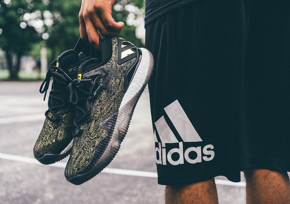 Adidas Crazylight Boost 2016 Harden Black Gold 2