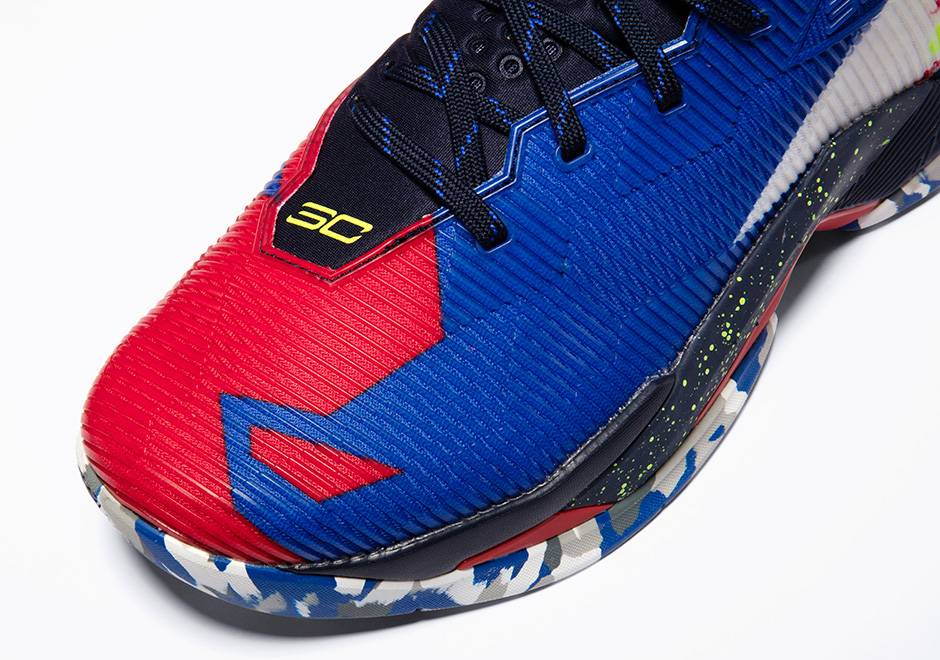 Curry 25 Feature 3