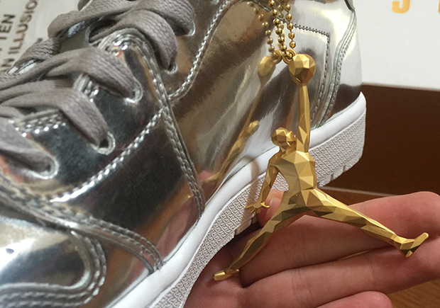 Air Jordan 1 Low Pinnacle Silver 0