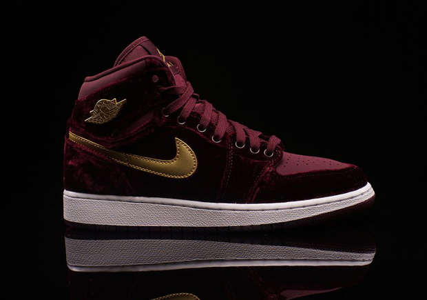 Air Jordan 1 Heiress Red Velvet 2
