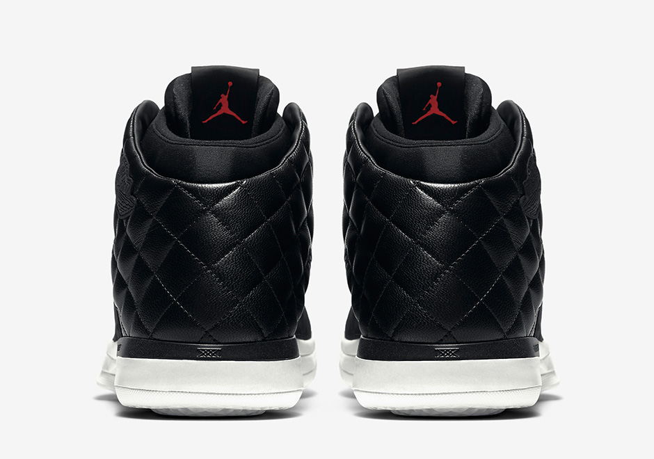 Air Jordan 31 Cyber Monday Official Images 05