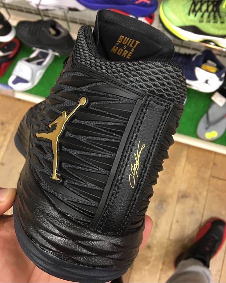 Jordan Melo M13 Preview Shots Black Gold 03