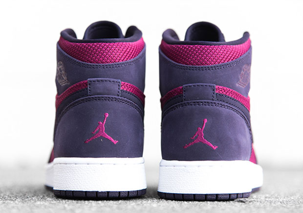 Air Jordan 1 True Berry Girls Release 05