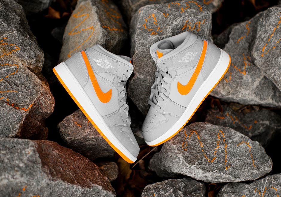Air Jordan 1 Bg Wolf Grey Bright Citrus White 1