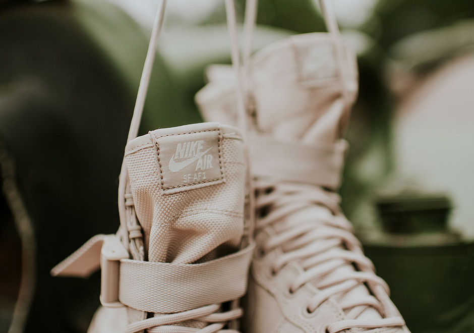 Nike Sf Af1 String 1