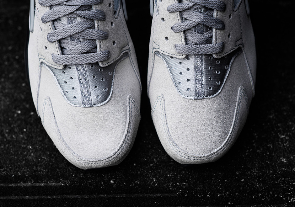 Nike Air Huarache Run Se Premium Matte Silver Black 4