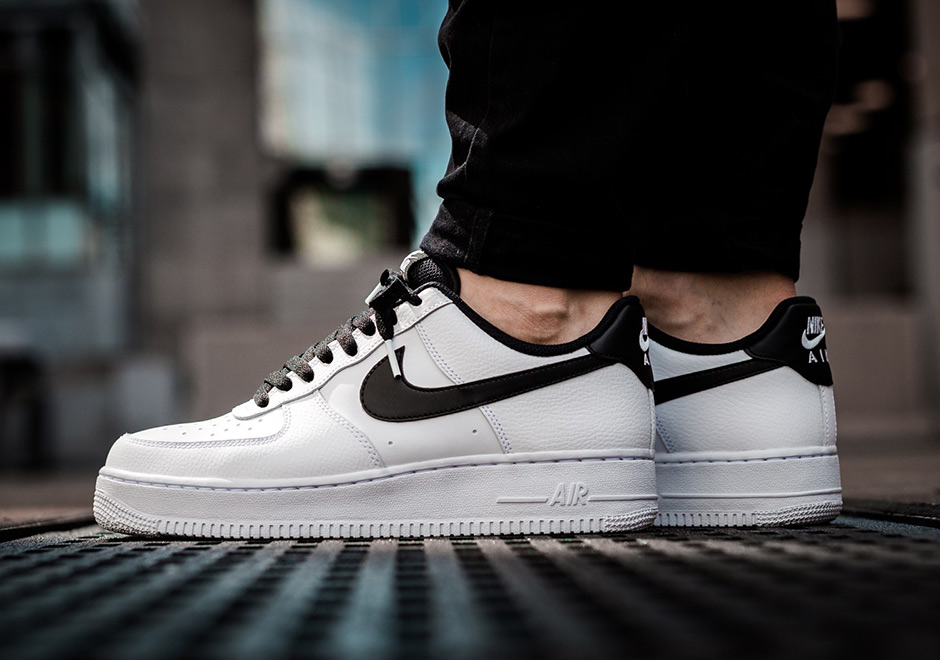 Nike Air Force 1 White Black 1
