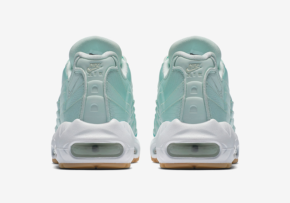 Nike Wmns Air Max 90 Fiberglass White Gum 4