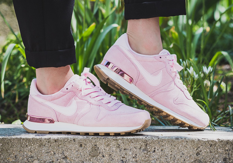 Nike Wmns Internationalist Prism Pink 919925 600