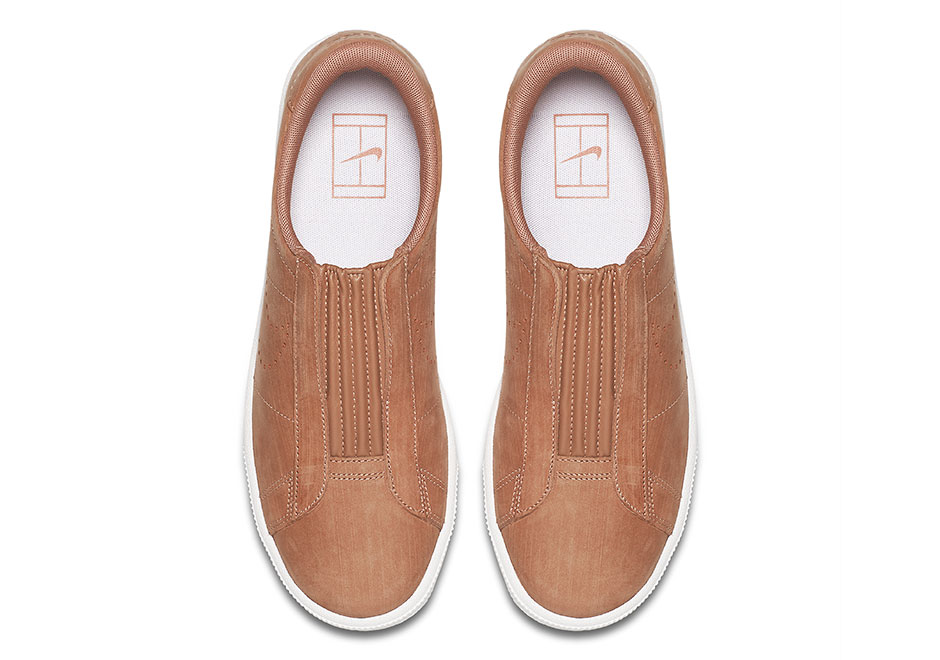 Nike Wmns Tennis Classic Ez Brown 1
