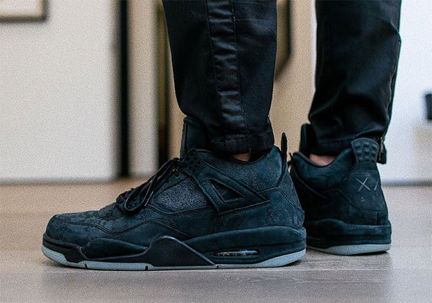 Kaws Jordan 4 Friends Family