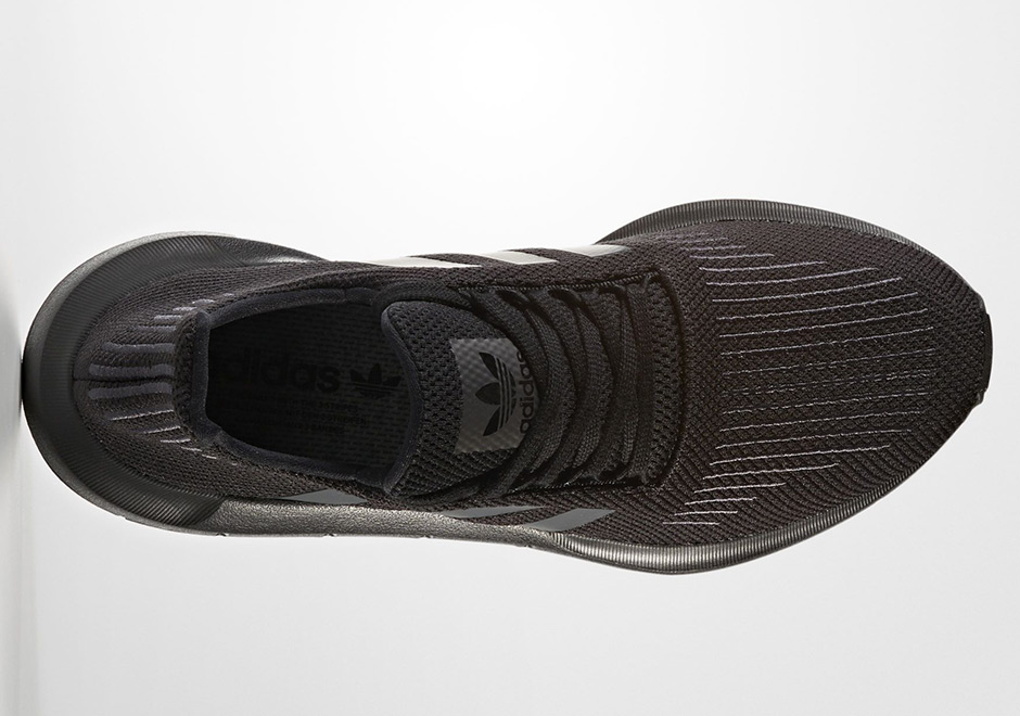 Adidas Swift Run Triple Black 4