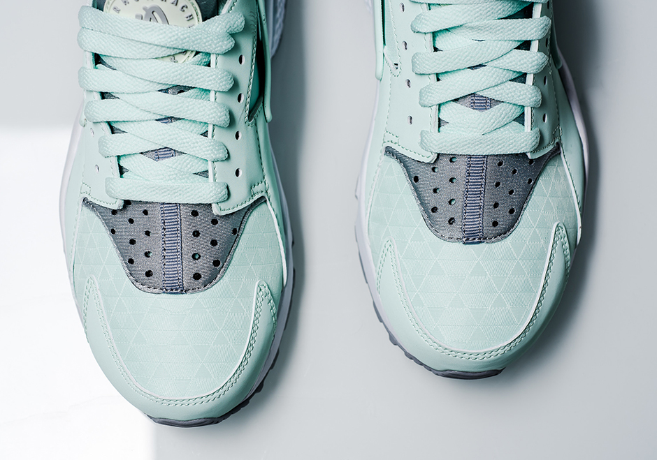 Nike Air Huarache Igloo Wolf Grey Womens 07