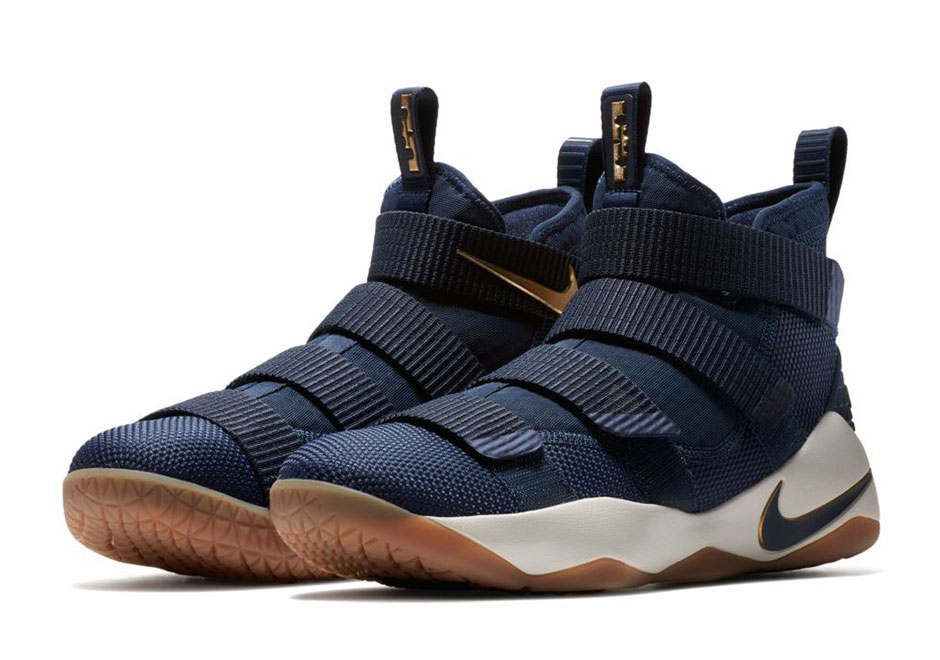 A Cavs "Alternate" Colorway Arrives On The Nike LeBron Soldier 11