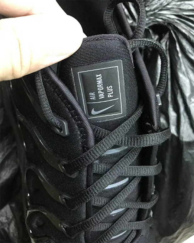 Nike Vapormax Plus Triple Black 2