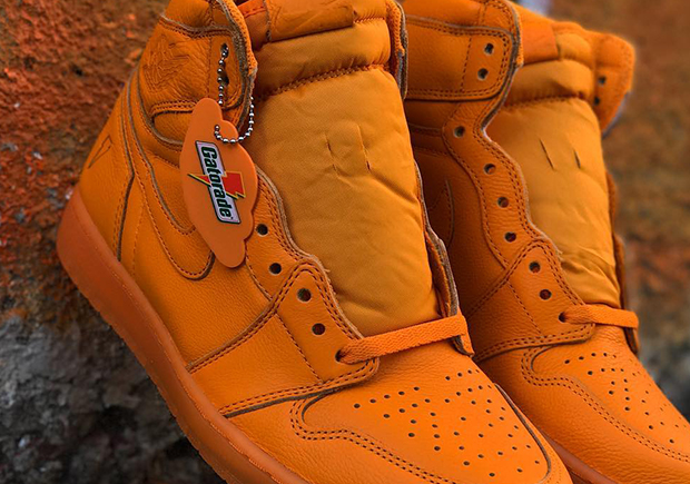 Air Jordan 1 “Gatorade” Appears In Orange Peel Colorway