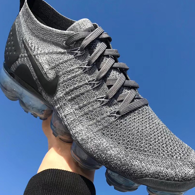 Nike Vapormax Flyknit 2 Oreo Closer Look 21