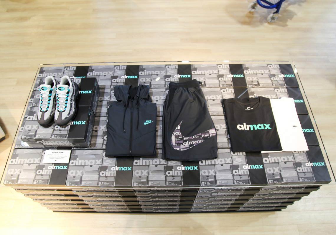 Atmos We Love Nike Pop Up 9