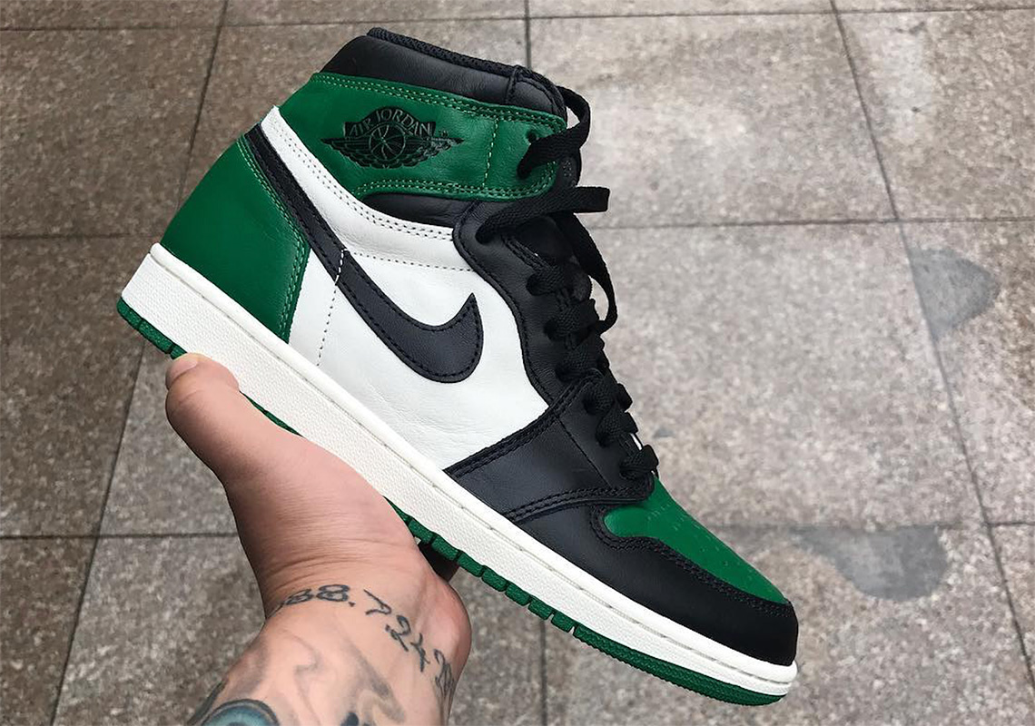First Look At The Air Jordan 1 Retro High OG “Pine Green”