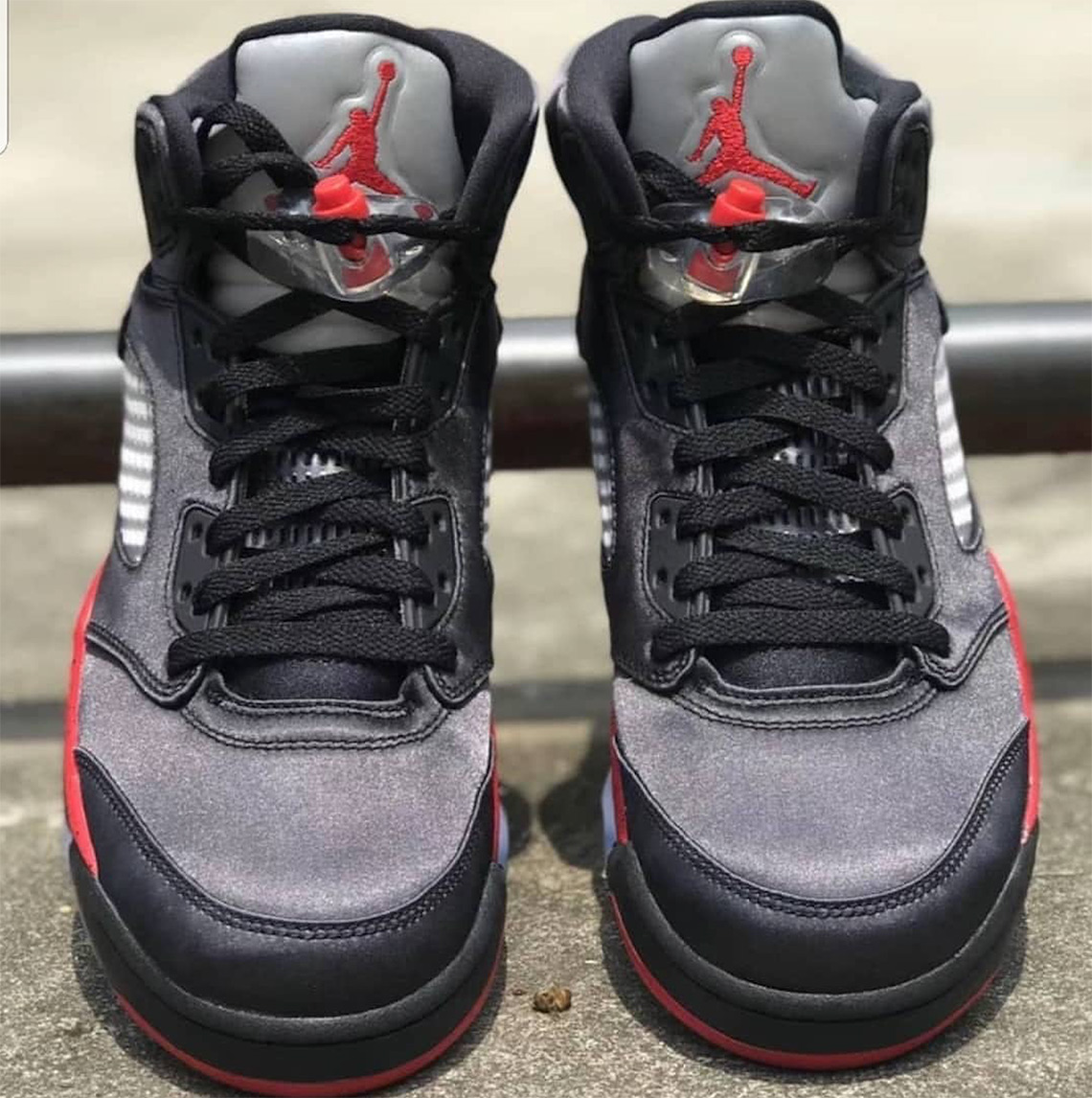 Air Jordan 5 Bred 4