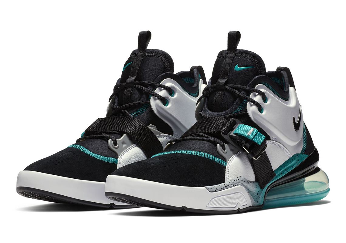 Nike Air Force 270 Command Force 1