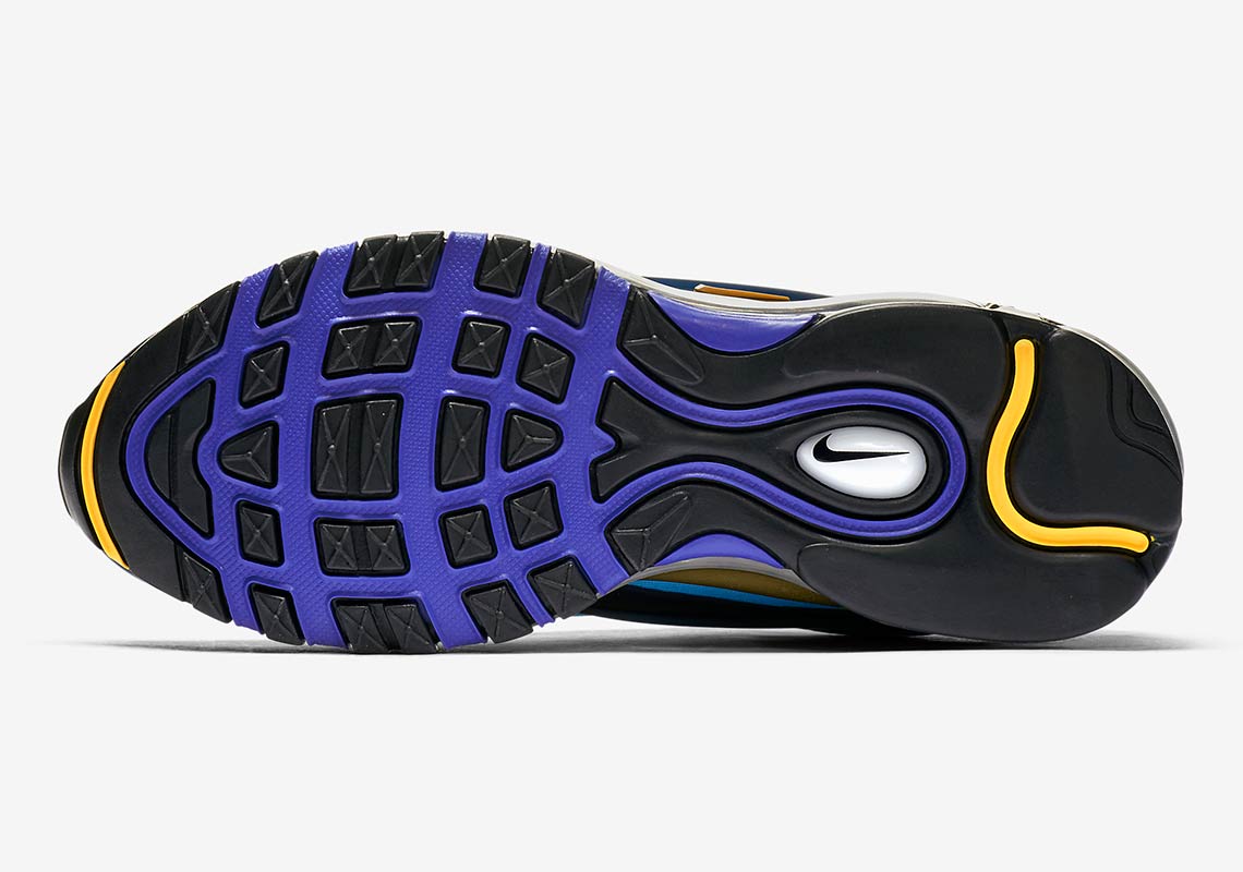 Nike Air Max Deluxe Wmns Aq1272 400 1