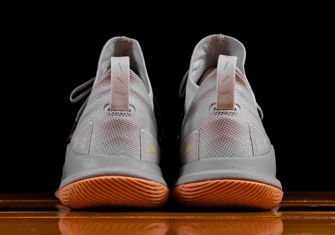 Ua Curry 5 Grey Gum 3