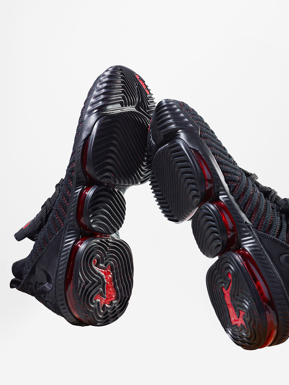 Nike Lebron 16 Fresh Bred 4