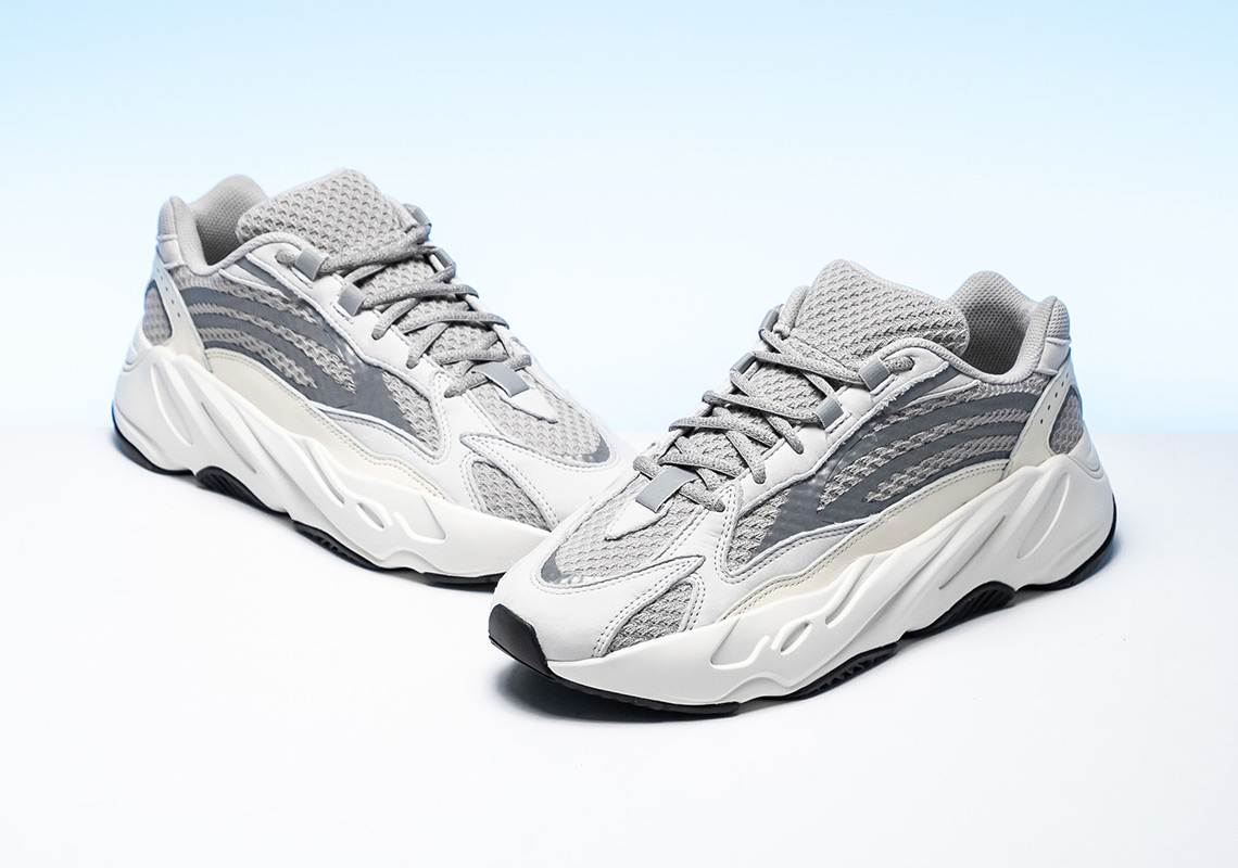 Adidas Yeezy Boost 700 V2 Static Ef2829 5