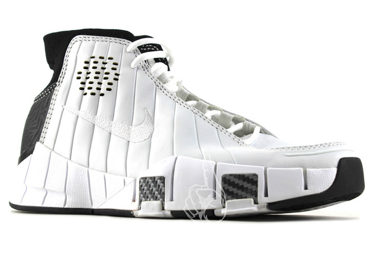 Nike Kobe 1 Prototype 2005 White Black Carbon Fiber 3