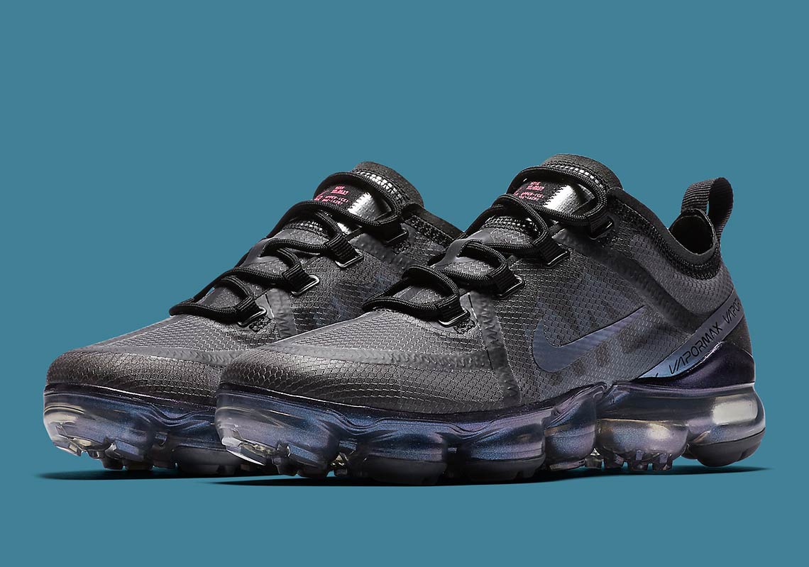 The Nike Vapormax 2019 "Throwback Future" Releases On March 21st