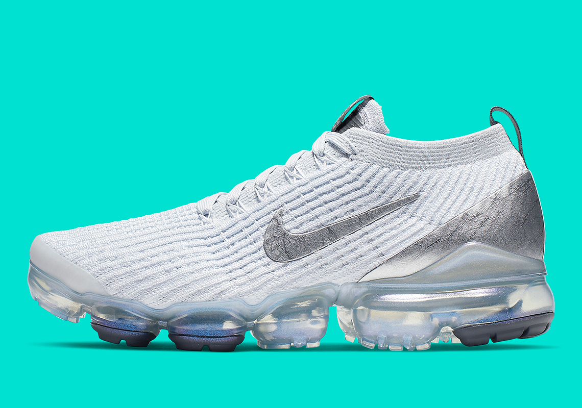 Shimmering Metallic Silver Arrives On Nike's Vapormax Flyknit 3.0