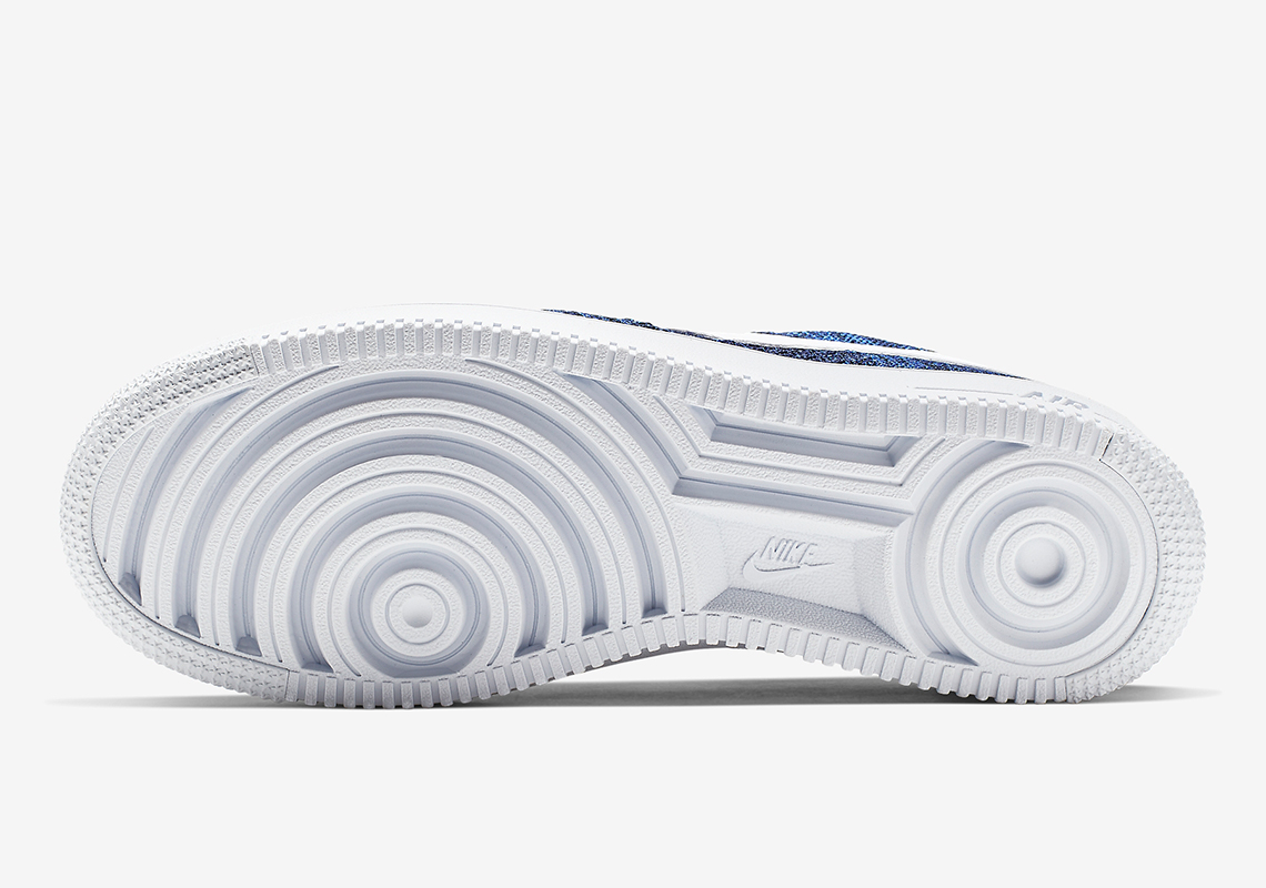 Nike Air Force 1 Low Flyknit Royal Blue Av3042 400 1