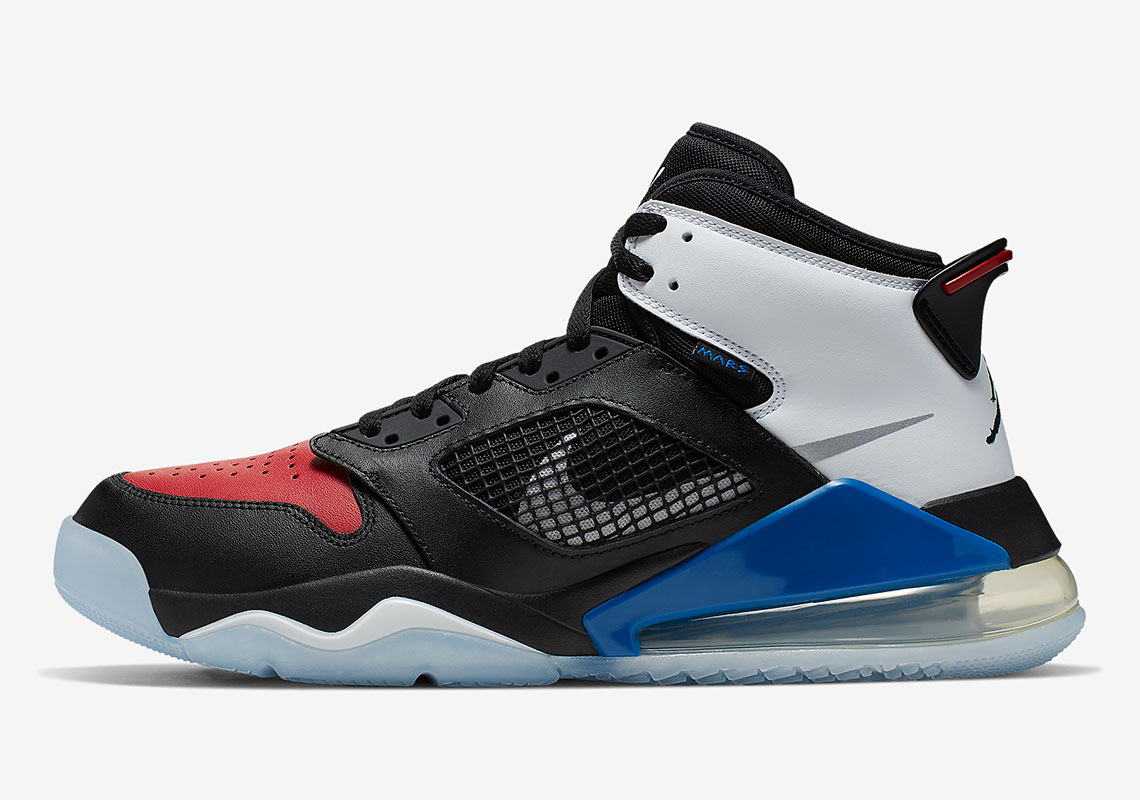 Jordan Mars 270 Top 3 Cd7070 001 1