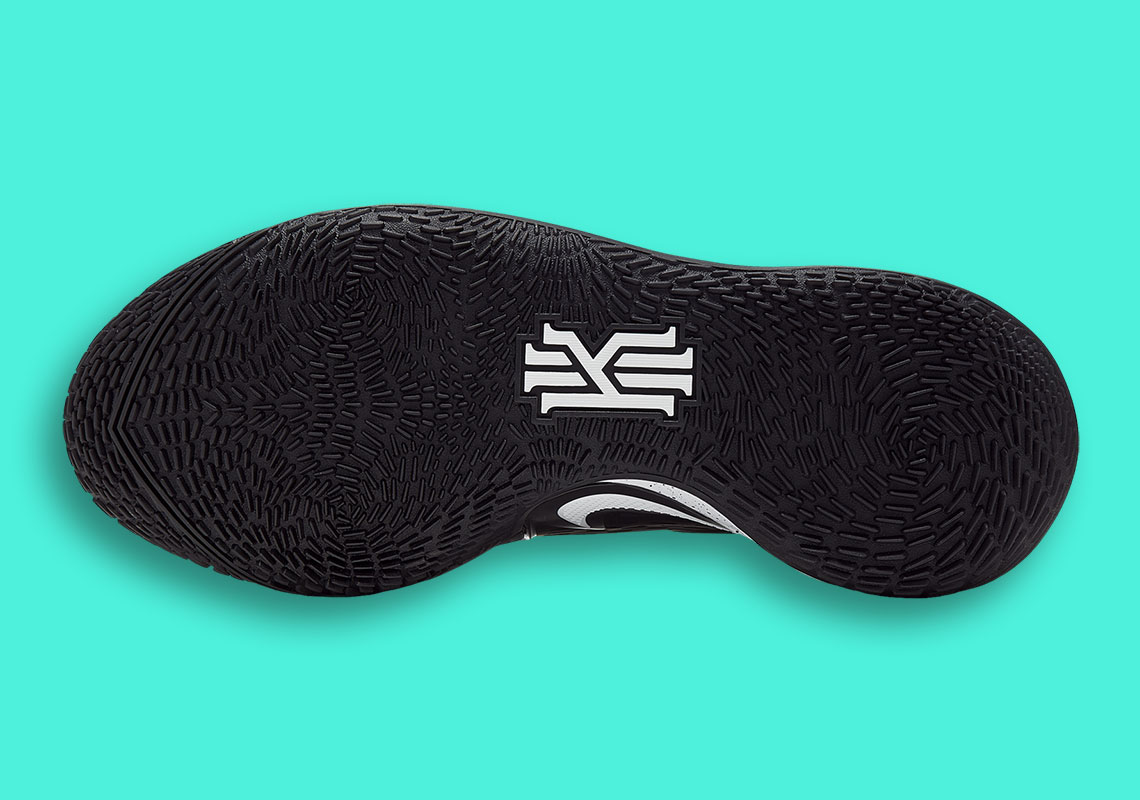 Nike Kyrie Low 2 Black White 4
